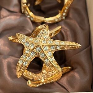 L'Objet 14k Gold Plate Swarovski Crystal Starfish Ocean Napkin Rings (4) w Box